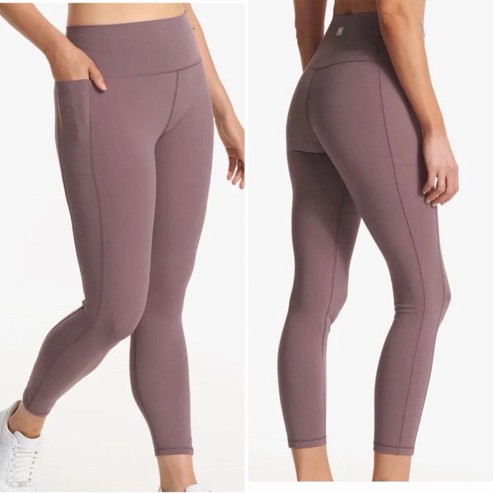 Vuori Studio Pocket Legging in Hazel! Brand New!